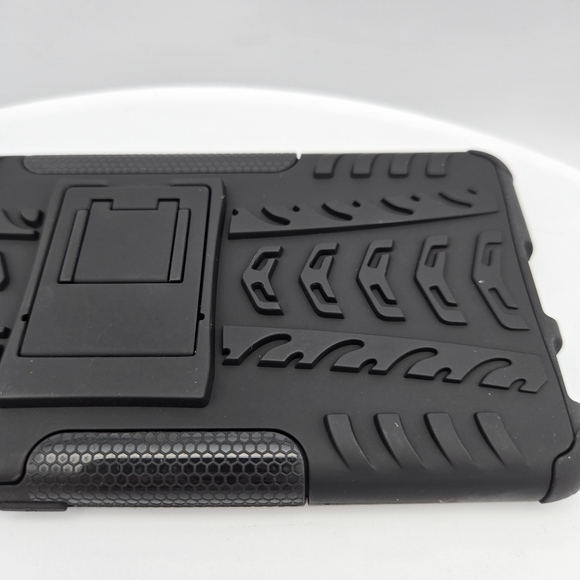 Samsung Galaxy S21 Ultra Kickstand Phone Case - Picture 5 of 9